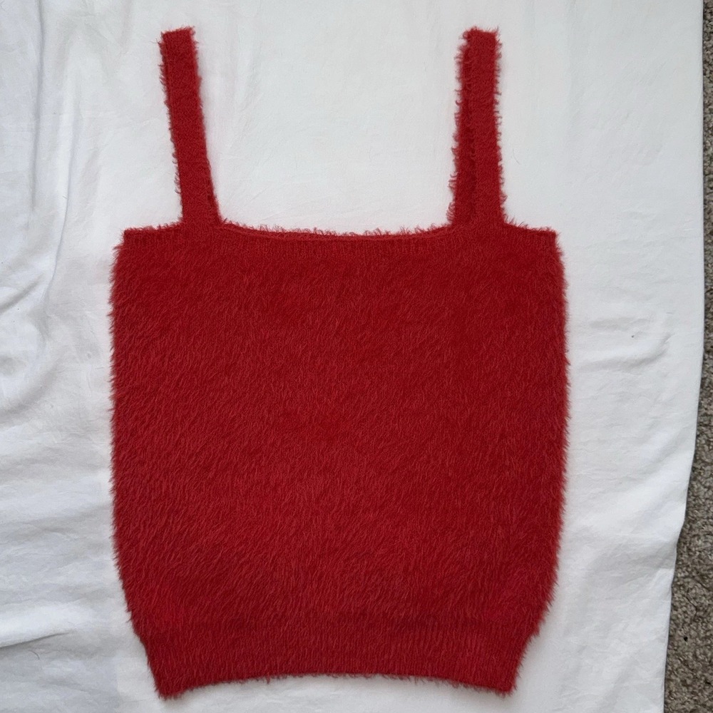 Willow & Wind Red Fuzzy Cami Tank Top Womens S Soft Knit Sleeveless